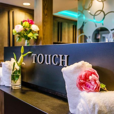 Touchstone Resort On Lake Muskoka Брейсбридж Екстериор снимка